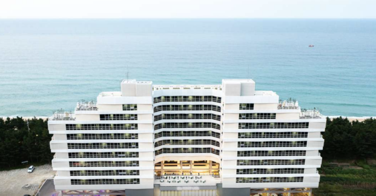 추석 명절 연휴 국내여행 강릉 가성비 오션뷰 호텔 1박2일 숙소 추천, 안목해변 파인아트라벨 호텔 조식 예약